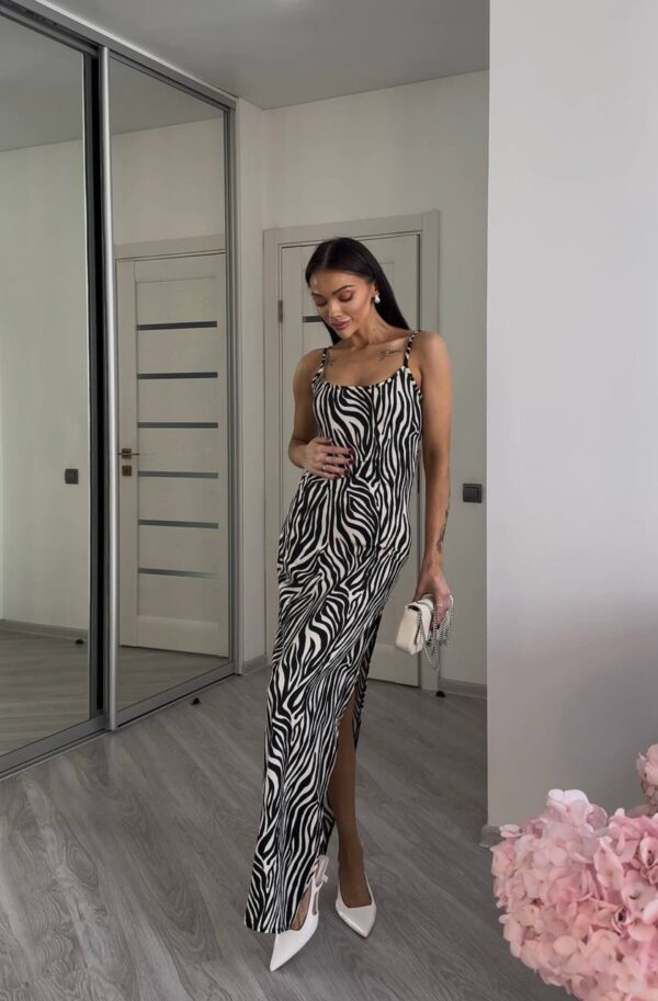 Ilga suknelė zebra