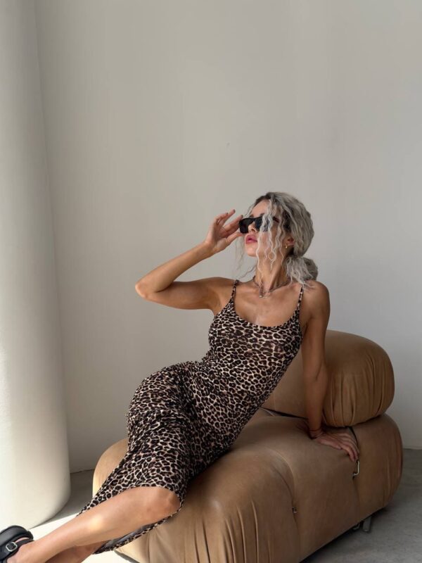 Leopardine ilga suknele2